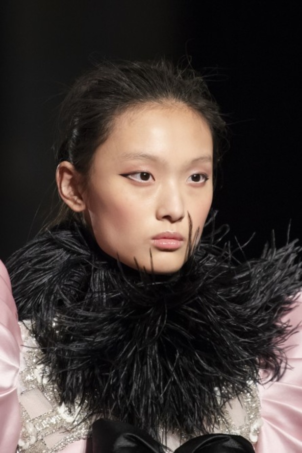 عرض أزياء Richard Quinn لخريف وشتاء 2020-2021