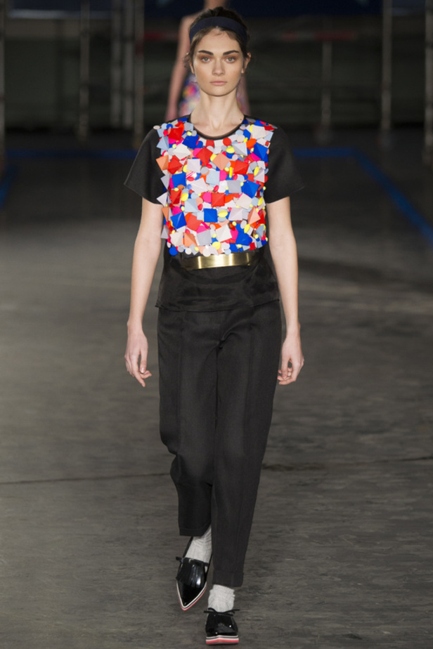 Roksanda Ilincic: معرض من الفنون بتصاميم راقية