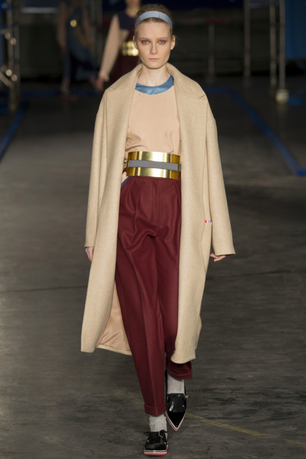 Roksanda Ilincic: معرض من الفنون بتصاميم راقية