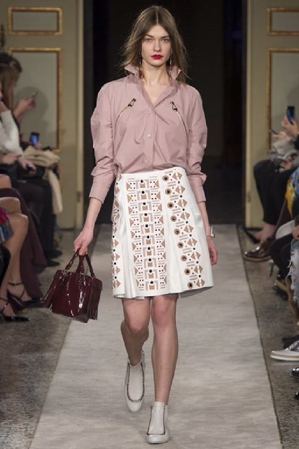 مجموعةTod’s عنوان للأنوثة والأناقة معاً