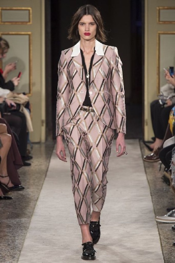 مجموعةTod’s عنوان للأنوثة والأناقة معاً