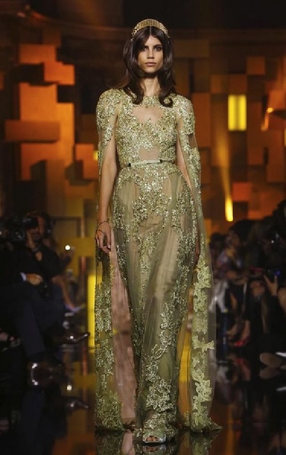 Elie Saab يُهدي زوجته مجموعة من الذهب!