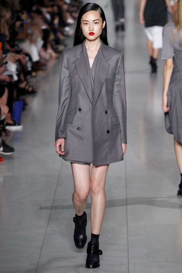 مجموعة DKNY لربيع و صيف 2016