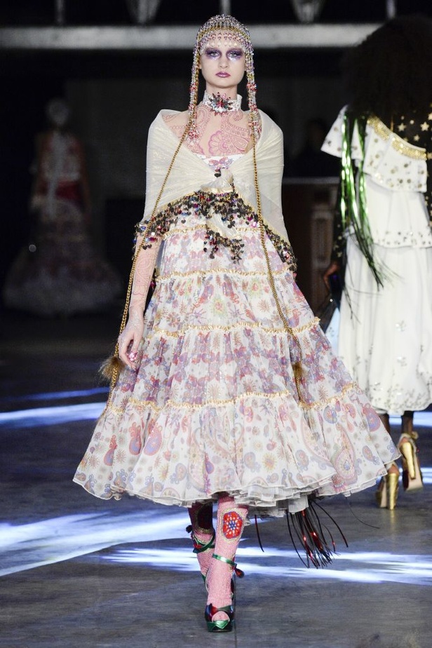 مجموعة  Manish Arora لربيع و صيف 2016