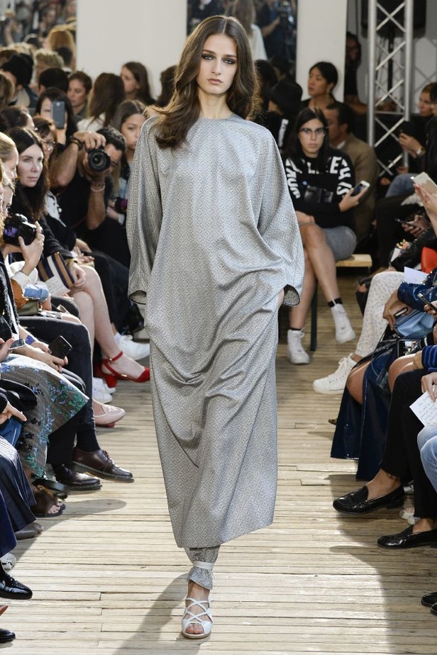 مجموعة Maison Rabih Kayrouz لربيع و صيف 2016