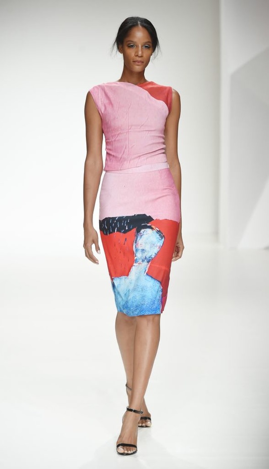 عرض ازياء زينة برسلي لربيع و صيف 2016