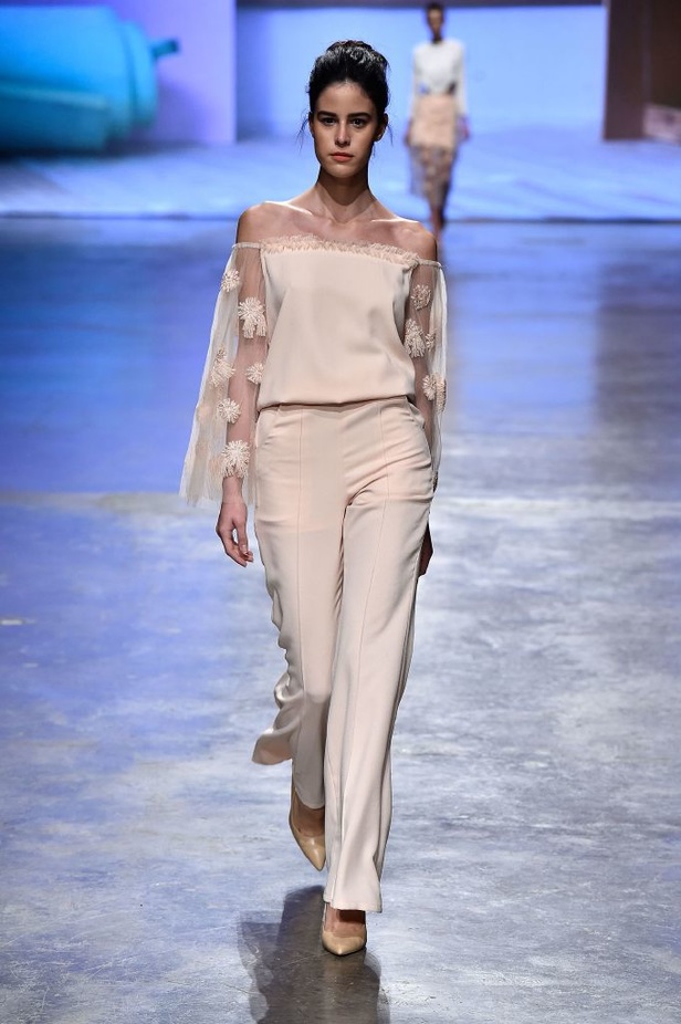 عرض ازياء MADIYAH AL SHARQI لربيع و صيف 2016