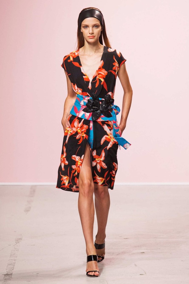 عرض أزياء PASCAL MILLET