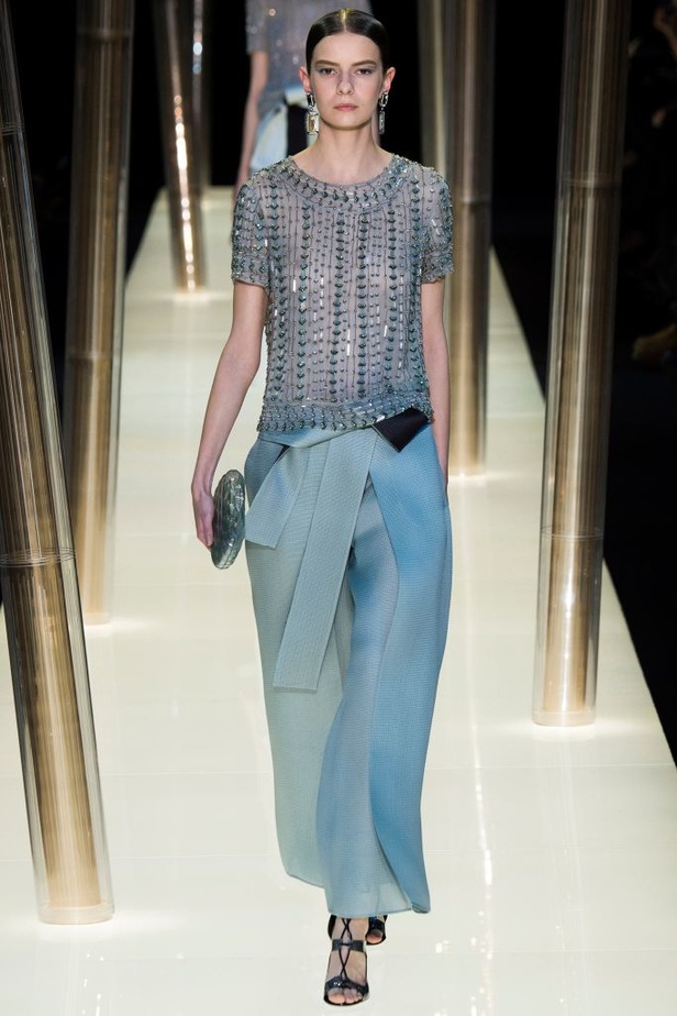 Armani Prive يُدخلنا حدائق البامبو في مجموعته الجديدة 