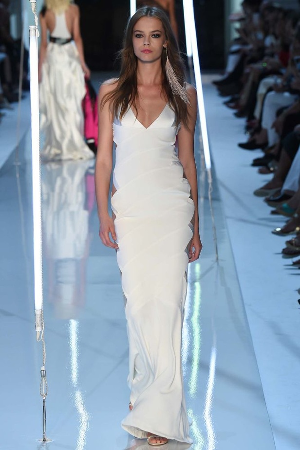 أناقة الشراريب والفرو مع Alexander Vauthier