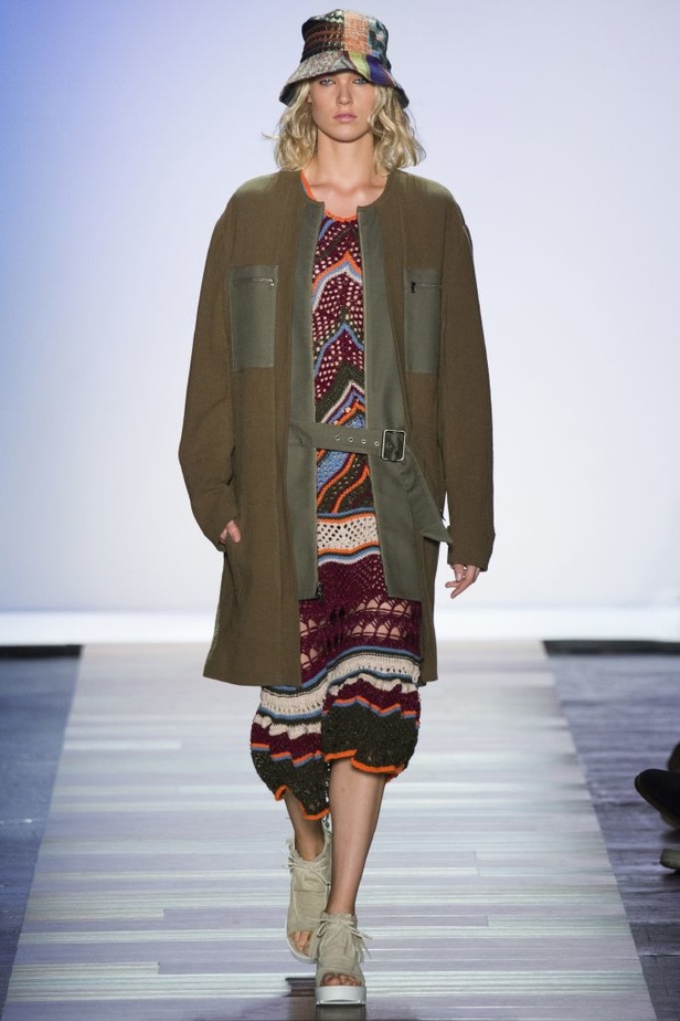 BCBG Max Azria يصطحبنا في رحلة إلى كاليفورنيا!