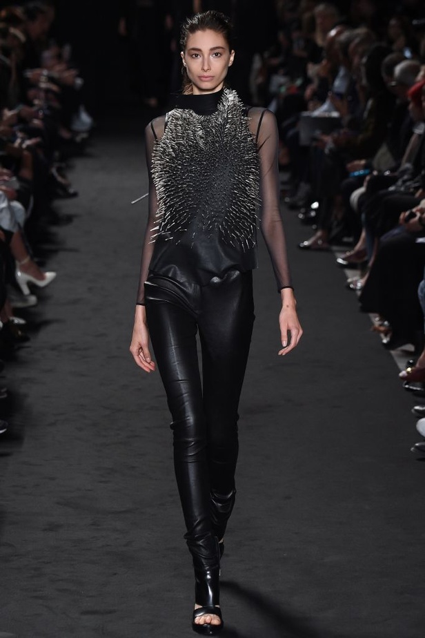 مجموعة Ann Demeulemeester لربيع و صيف 2016