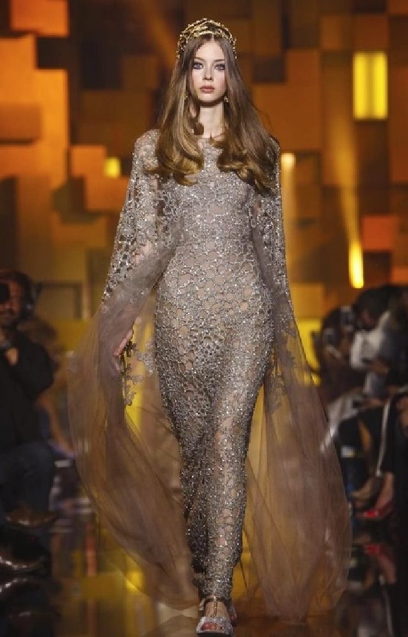 Elie Saab يُهدي زوجته مجموعة من الذهب!