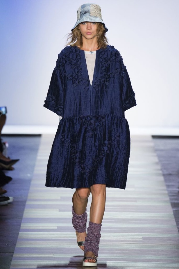 BCBG Max Azria يصطحبنا في رحلة إلى كاليفورنيا!