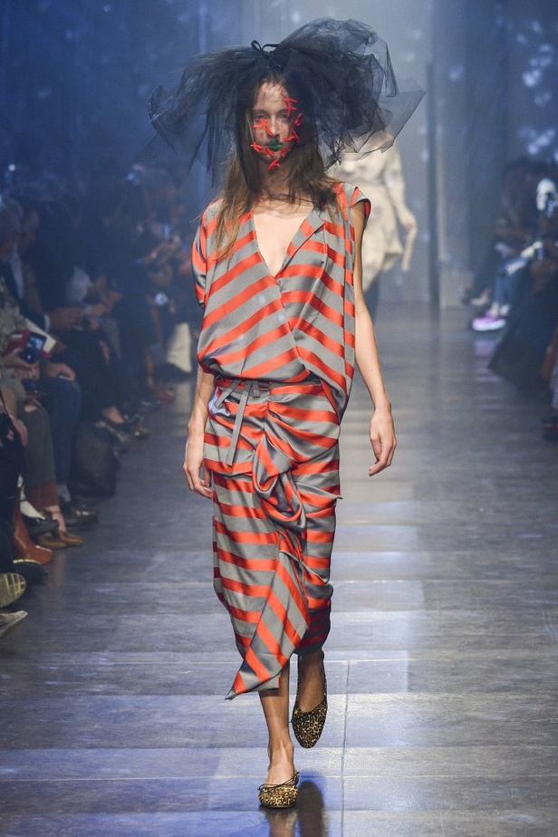 مجموعة Vivienne Westwood لربيع و صيف 2016