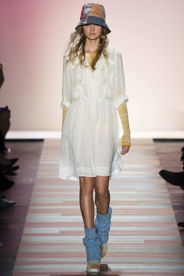 BCBG Max Azria يصطحبنا في رحلة إلى كاليفورنيا!