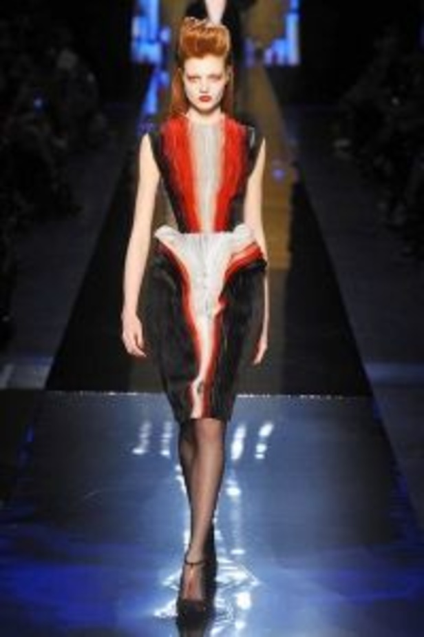 الأنوثة بكل قوّتها بتصاميم من Jean Paul Gaultier