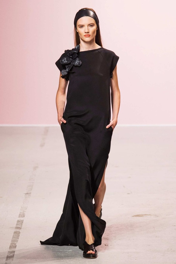 عرض أزياء PASCAL MILLET