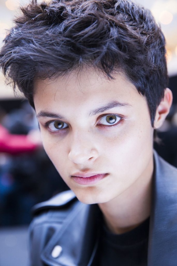 مجموعة الكسندر وانغ للألبسة الجاهزة لخريف وشتاء 2016