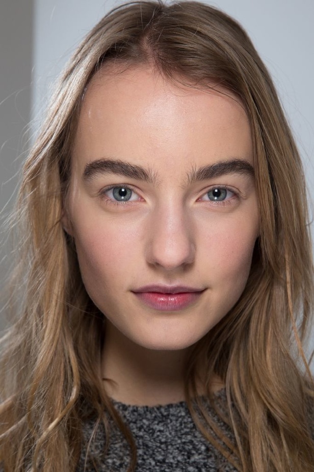 عرض Altuzarra للألبسة الجاهزة خريف شتاء 2016