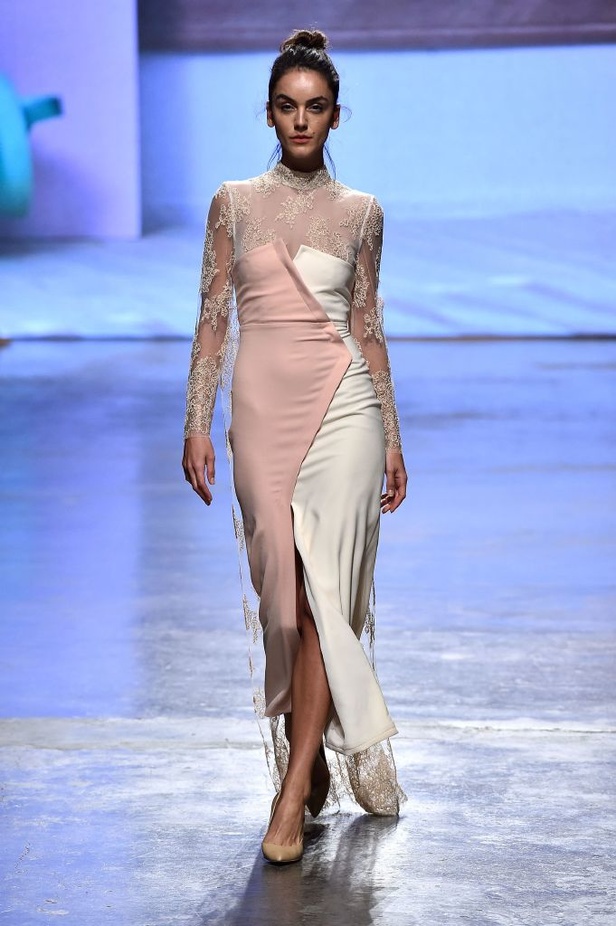 عرض ازياء MADIYAH AL SHARQI لربيع و صيف 2016