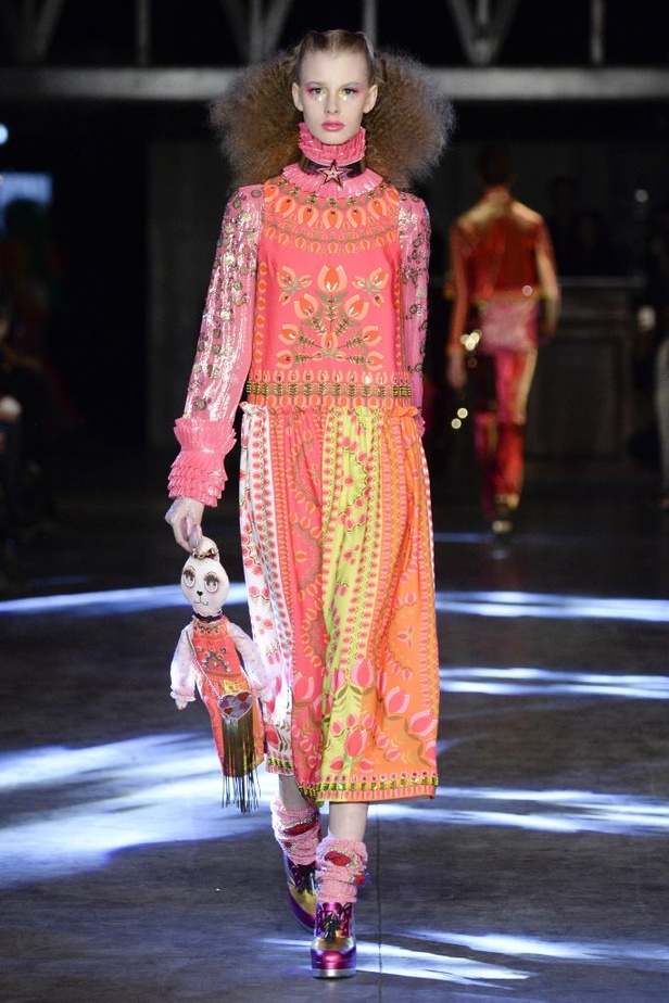 مجموعة  Manish Arora لربيع و صيف 2016