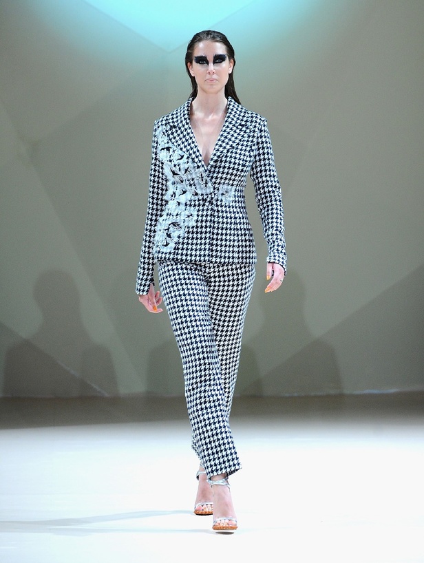 مجموعة Jean Louis Sabaji