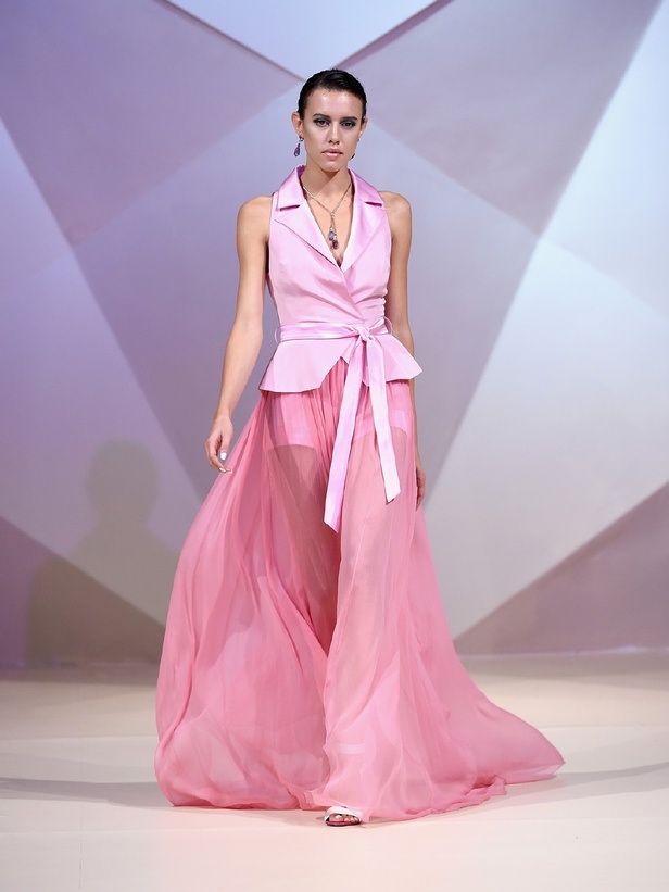 مجموعة Hasan Hejazi