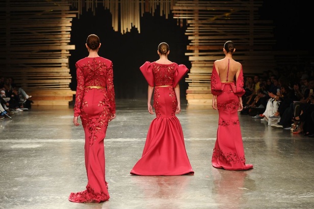 Ezra يتوّج امرأته ملكة على عرش الأناقة