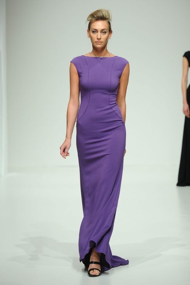 البساطة الراقية العنوان الأبرز "عائشة رمضان"