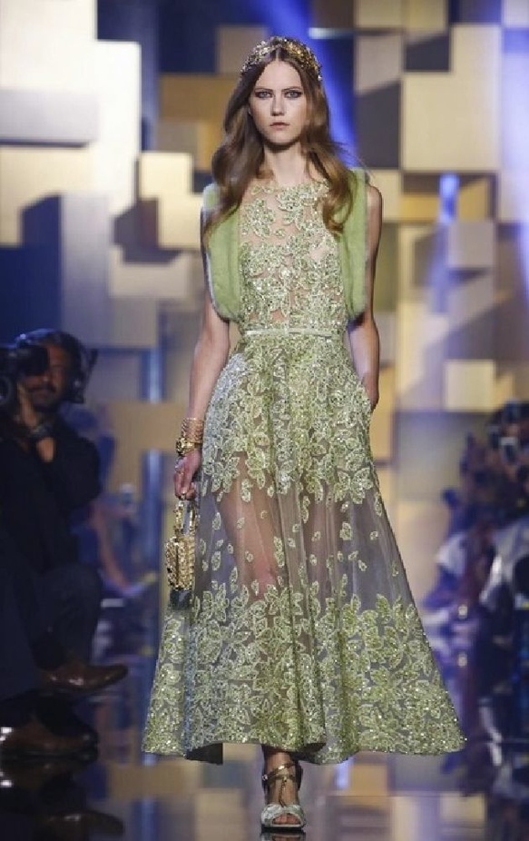 Elie Saab يُهدي زوجته مجموعة من الذهب!