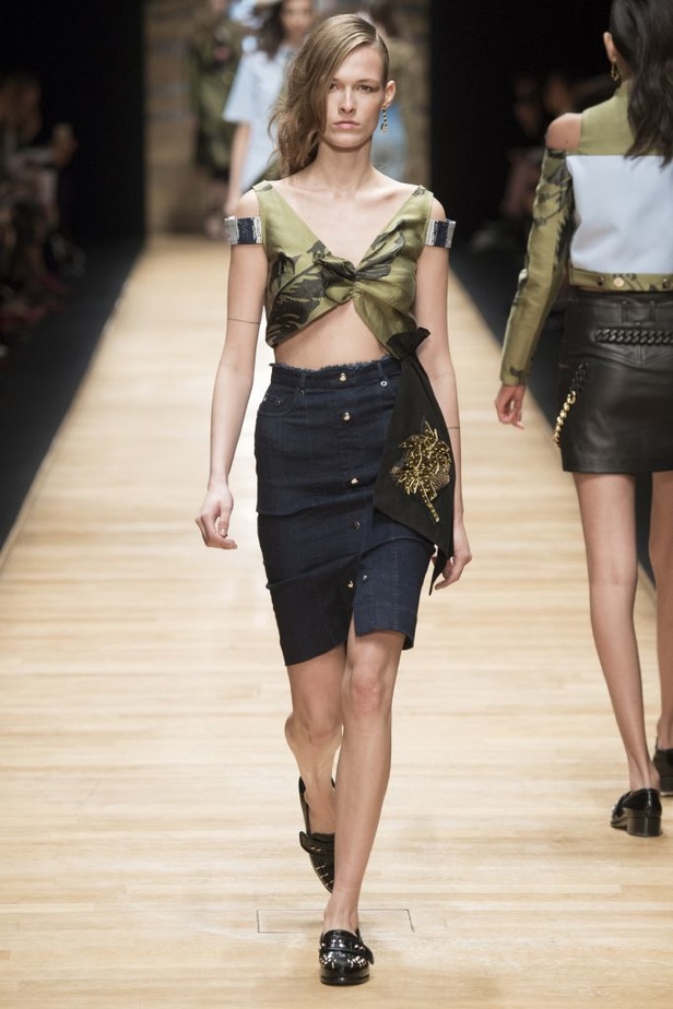 مجموعة Guy Laroche لربيع و صيف 2016