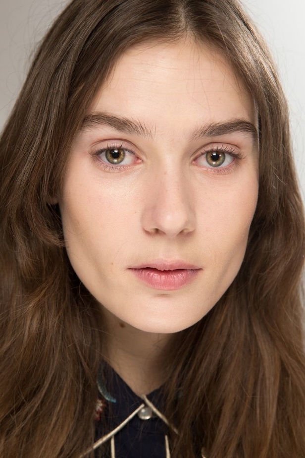 عرض Altuzarra للألبسة الجاهزة خريف شتاء 2016