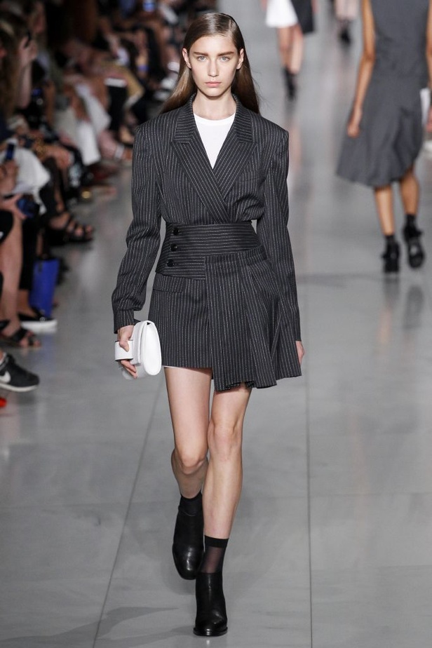 مجموعة DKNY لربيع و صيف 2016