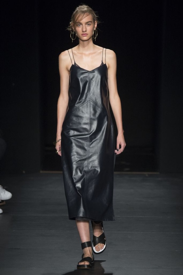 أناقة رياضية وعصرية في عرض Rag & Bone