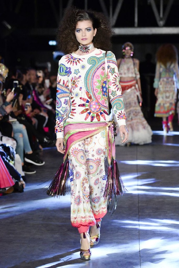 مجموعة  Manish Arora لربيع و صيف 2016