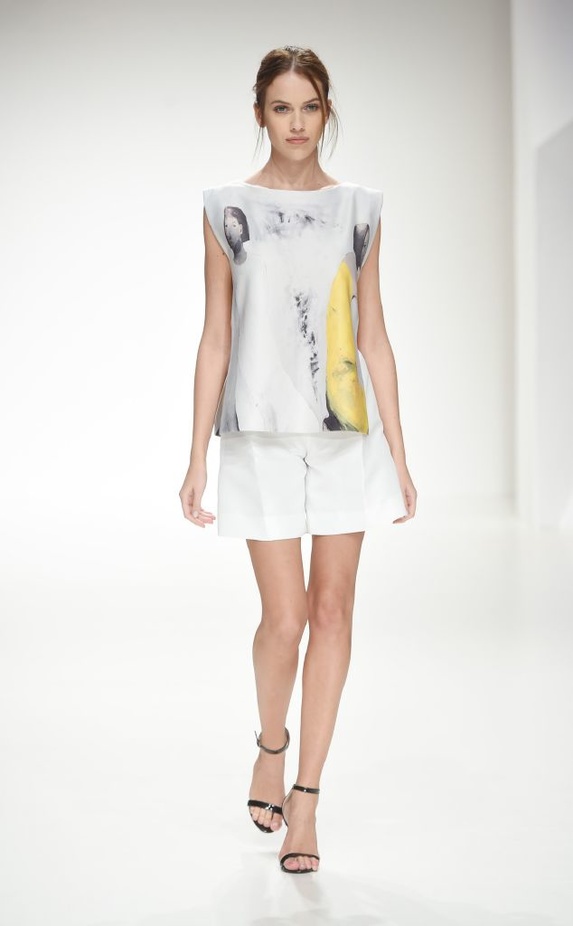 عرض ازياء زينة برسلي لربيع و صيف 2016