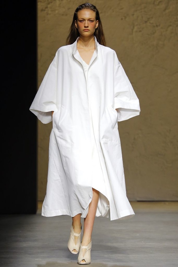 عصرية وحداثة وكمال في عرض Narciso Rodriguez 