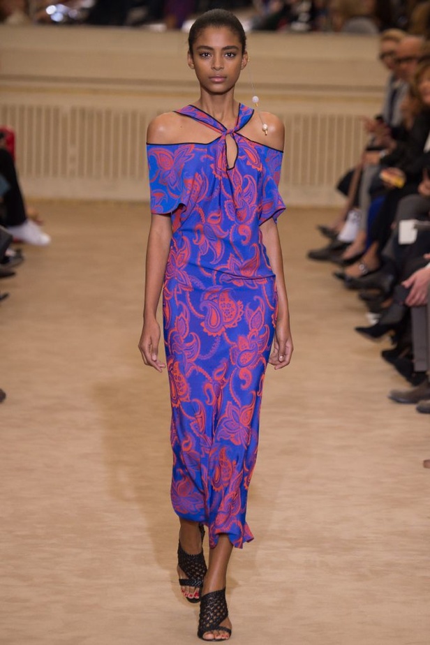 مجموعة Roland Mouret لربيع و صيف 2016