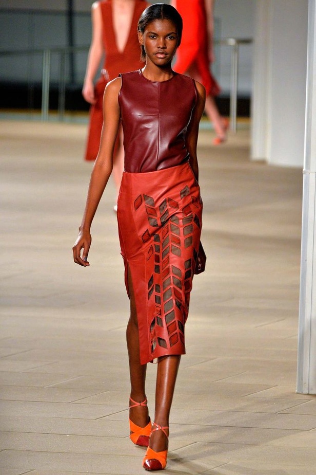 Prabal Gurung ...يجمع بين الدفء والأنوثة