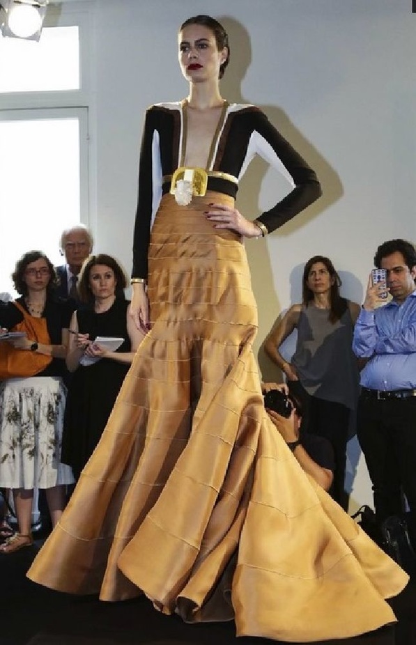 Stephane Rolland بين التكرار والمبالغة