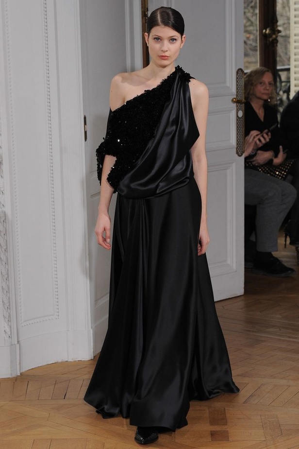 مجموعة بشرى جرار ربيع وصيف 2015 بين الكلاسيكية والعصرية