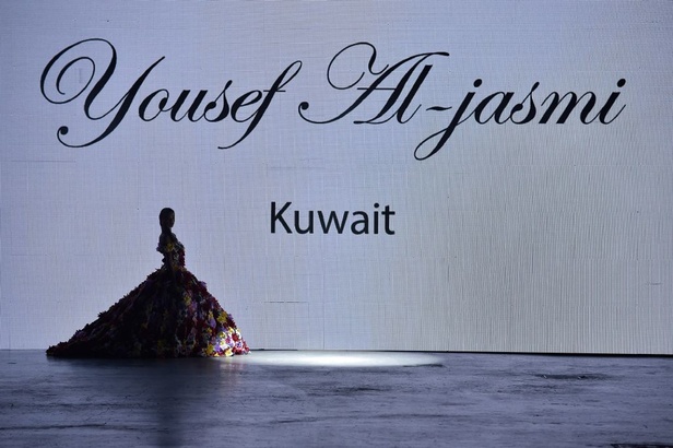 عرض ازياء Yousef El Jasmi لربيع و صيف 2016 