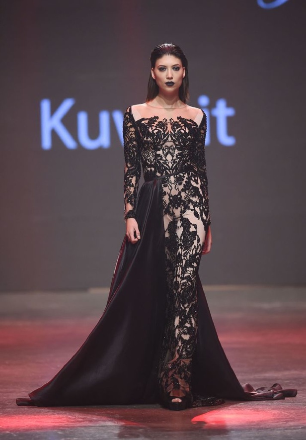 عرض ازياء Yousef El Jasmi لربيع و صيف 2016 