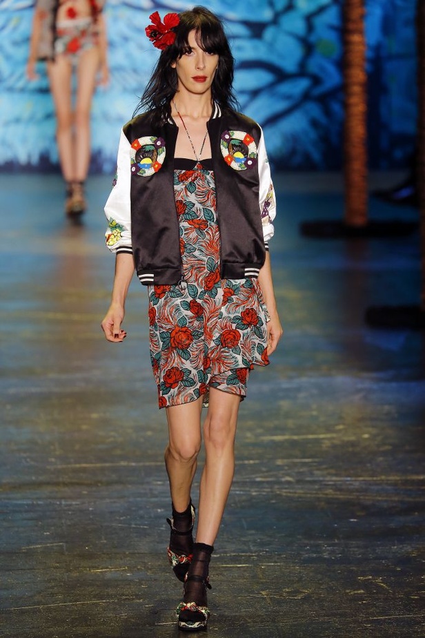 مجموعة Anna Sui لربيع و صيف 2016