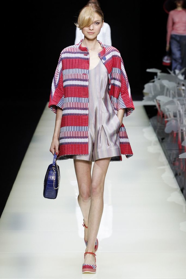 مجموعة  Giorgio Armani لربيع و صيف 2016