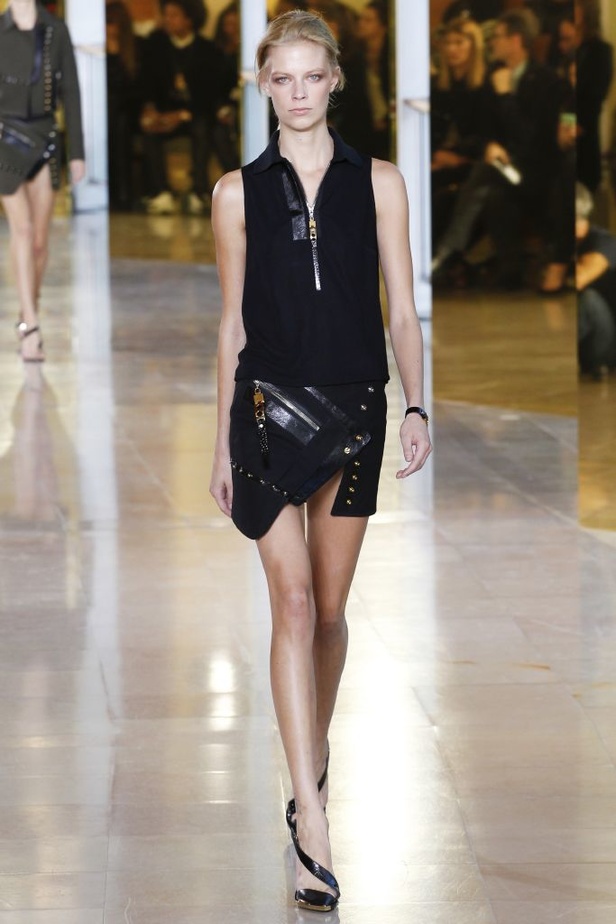 مجموعة Anthony Vaccarello لربيع و صيف 2016