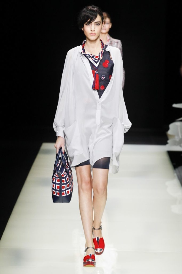 مجموعة  Giorgio Armani لربيع و صيف 2016