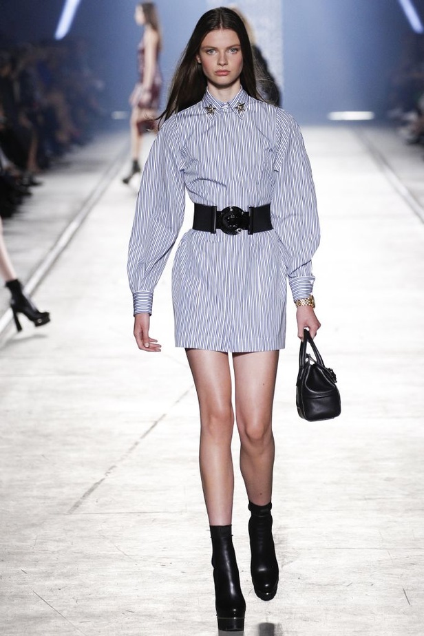 مجموعة Versace لربيع و صيف 2016