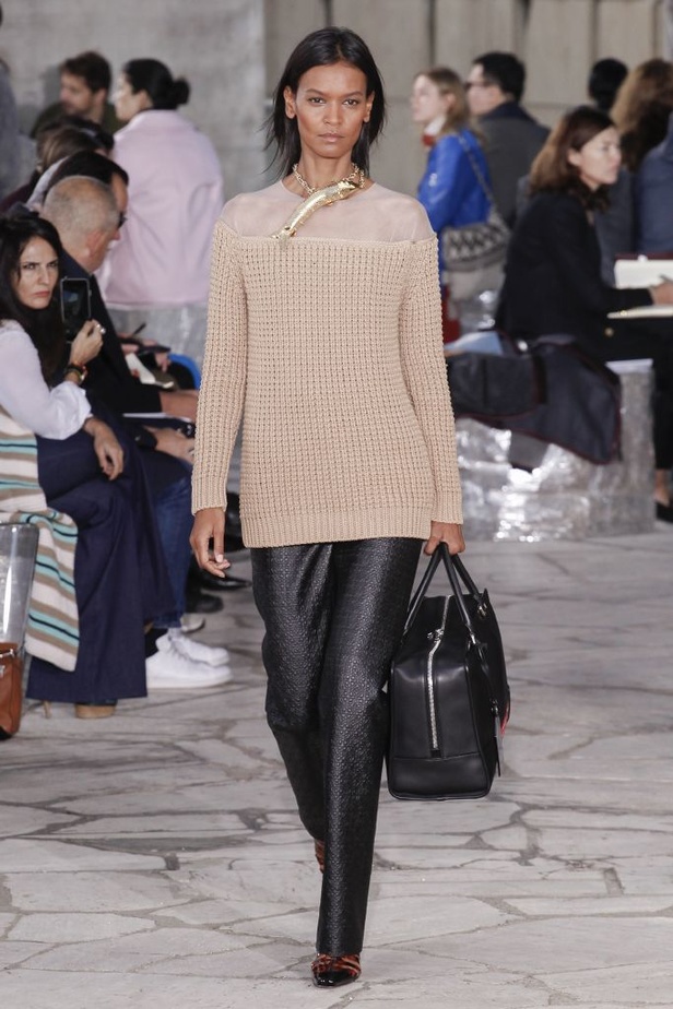 مجموعة Loewe لربيع و صيف 2016